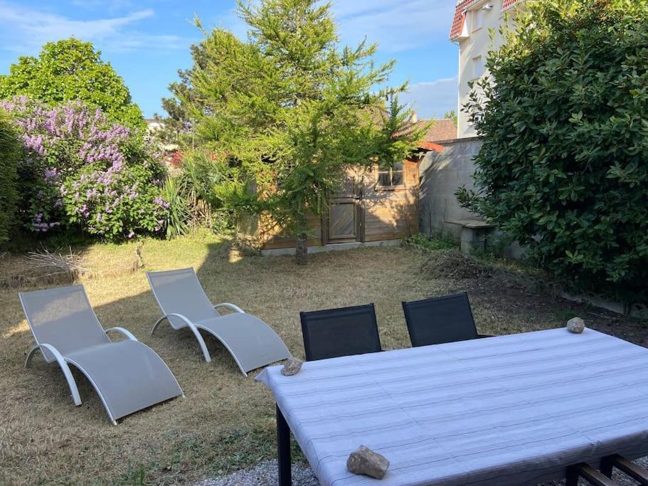 Maison De Vacances Pour 8 Personnes Stella Plage - Villa Poppee Cucq Bagian luar foto